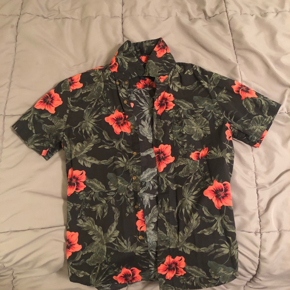 AE GRAPHIC BUTTON DOWN